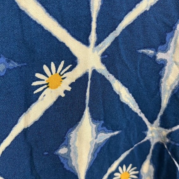 Urban Outfitters Womens Sundress Mini SP Blue White Daisy Print Babydoll Flowy - Picture 4 of 12